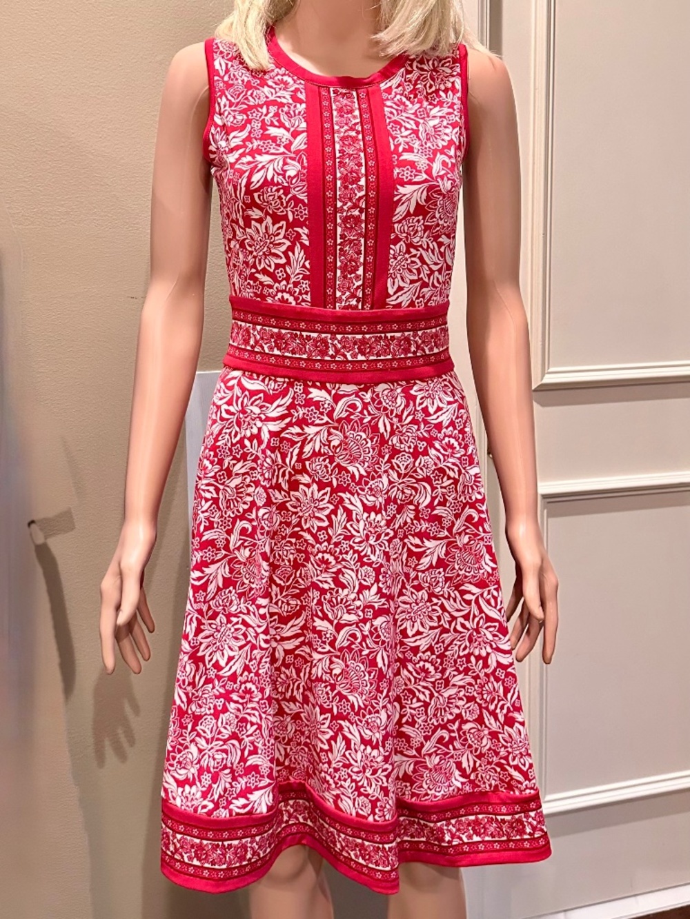 Michael Kors Red White Floral Print Sleeveless Knit Dress Medium